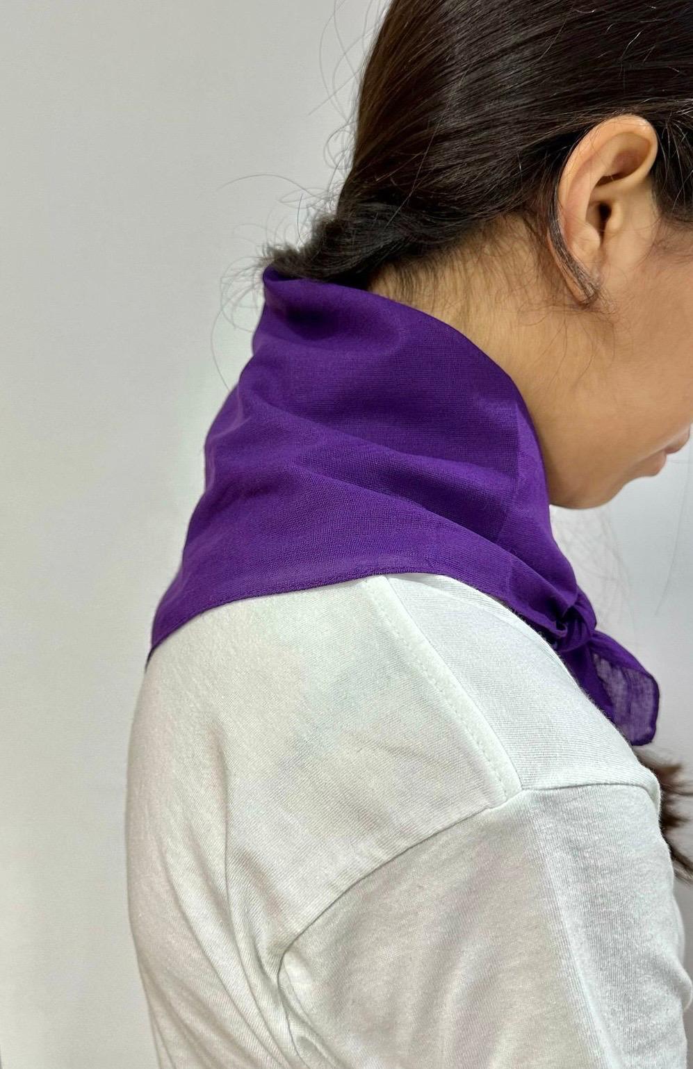 PAÑUELO MORADO DÍA DE LA MUJER